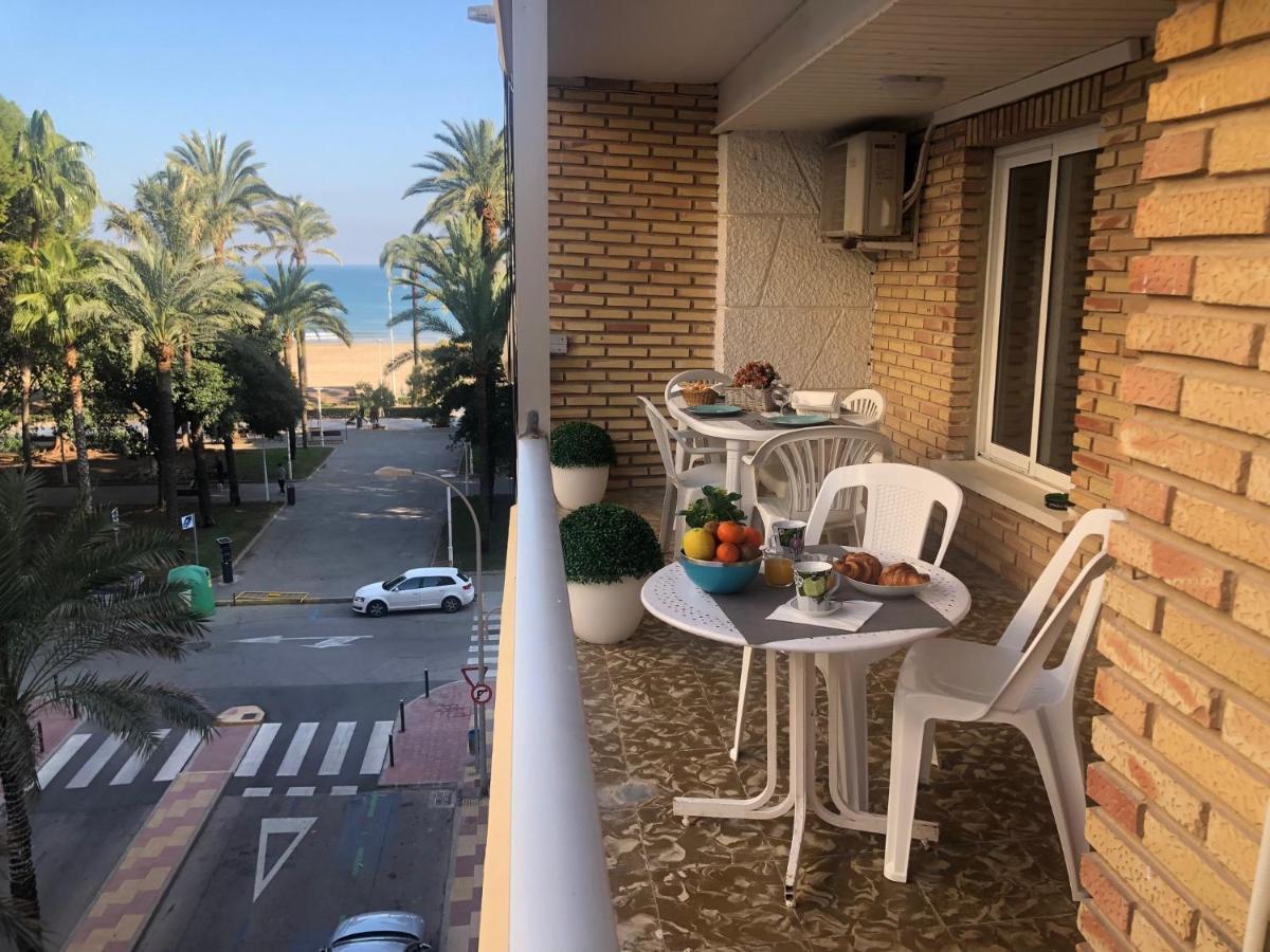 A 50 M De La Plage Кульєра Екстер'єр фото